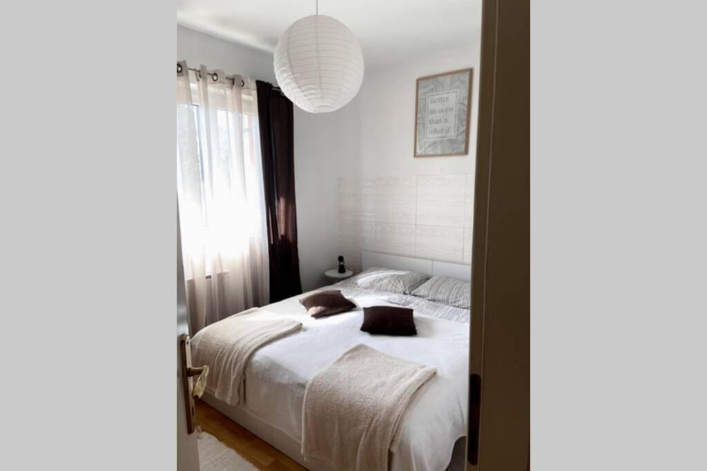 Cozy Apartment אומאג מראה חיצוני תמונה